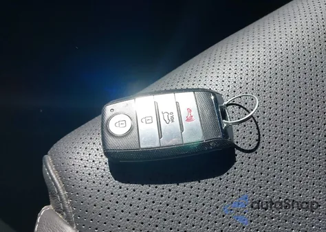 2020 Kia Sportage Ex z USA, uszkodzony, nr VIN KNDPNCAC3L7752538